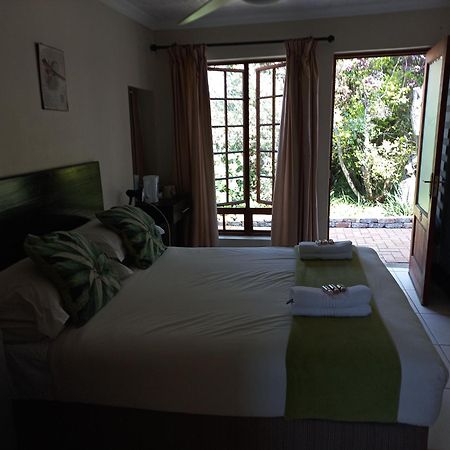Or Tambo Guest House Κέμπτον Παρκ Εξωτερικό φωτογραφία