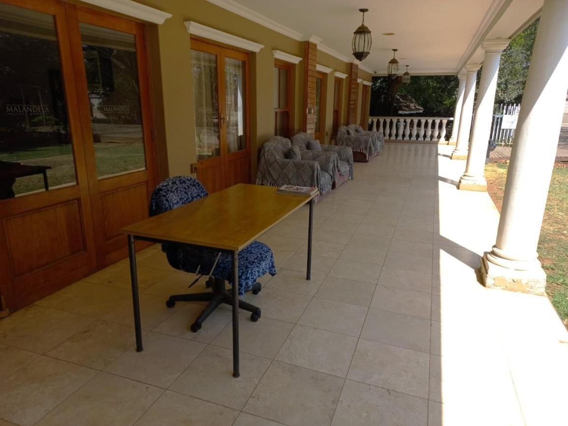 Or Tambo Guest House Κέμπτον Παρκ Εξωτερικό φωτογραφία