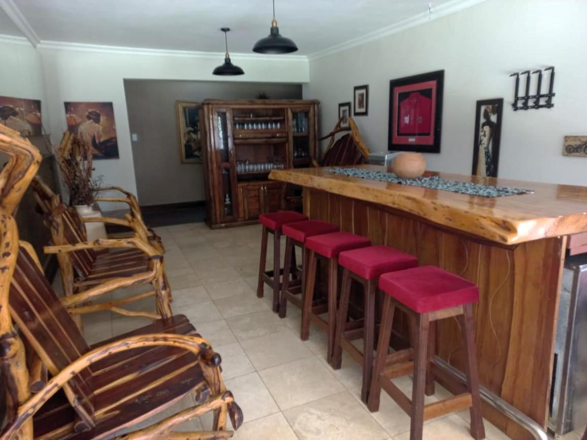 Or Tambo Guest House Κέμπτον Παρκ Εξωτερικό φωτογραφία