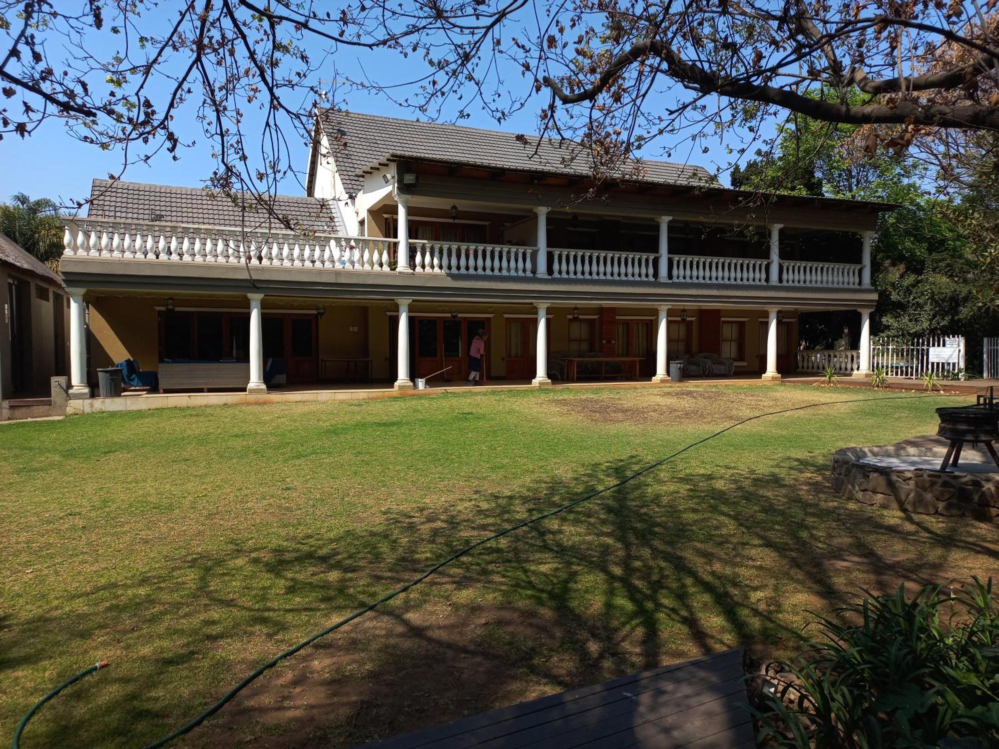 Or Tambo Guest House Κέμπτον Παρκ Εξωτερικό φωτογραφία
